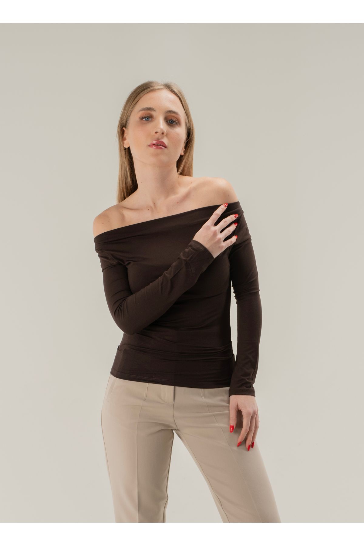 Degaje Yaka Soft Touch Bambu Yan Büzgülü T-shirt - Kahverengi