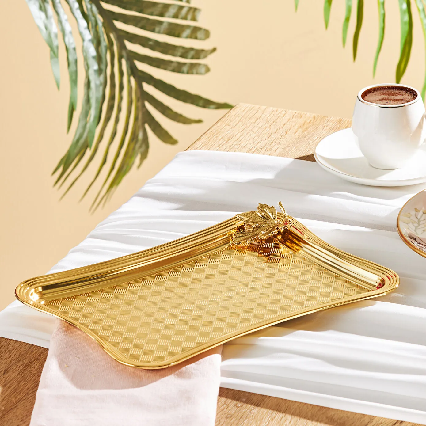 EMSAN LEAFY TEPSI GOLD DIKDORTGEN