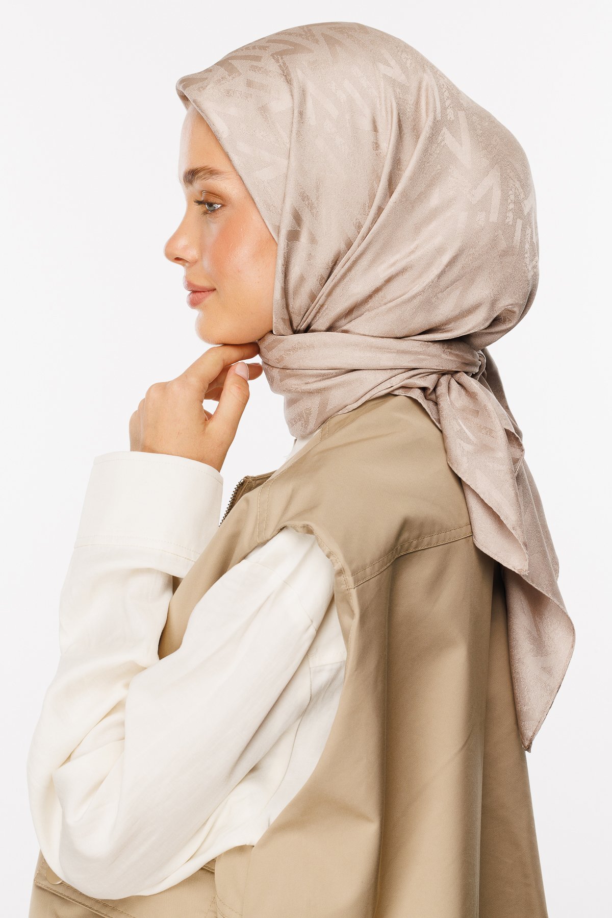 Nova Pattern Luxury Jacquard Scarf - Beige
