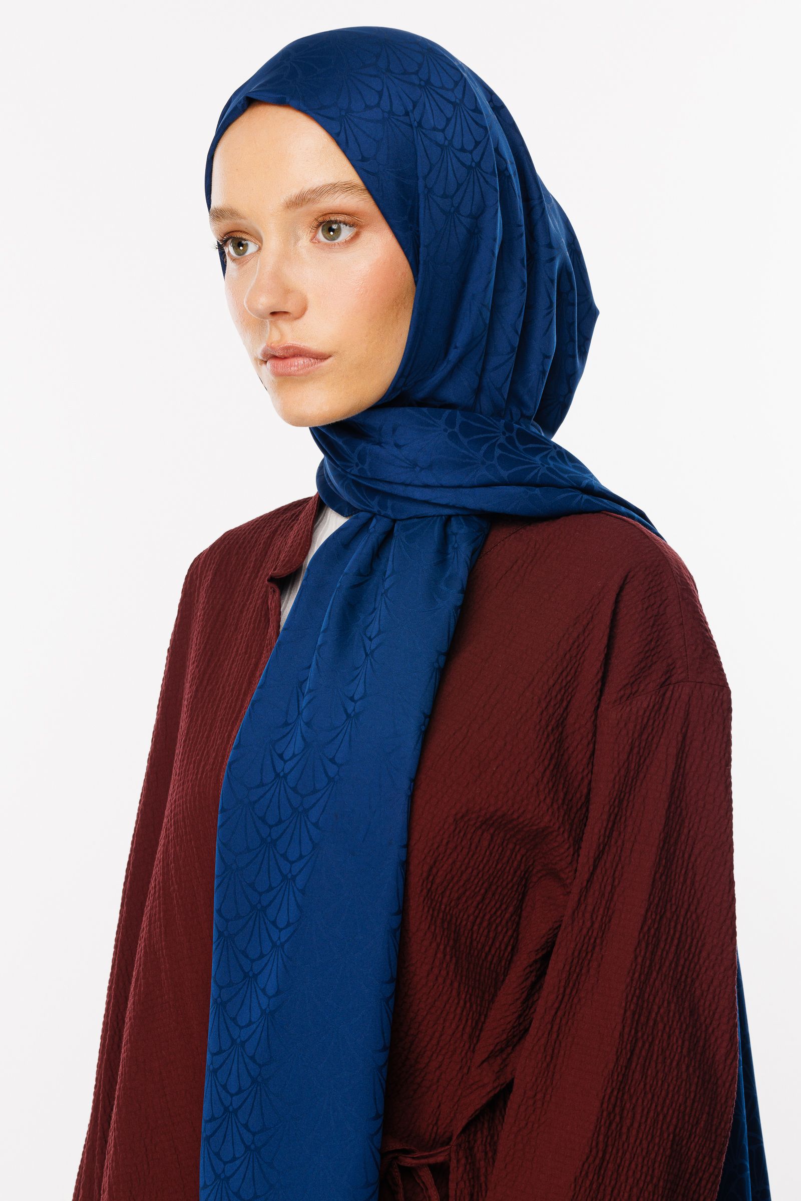 Lotus Pattern Silk Jacquard Shawl - Navyblue