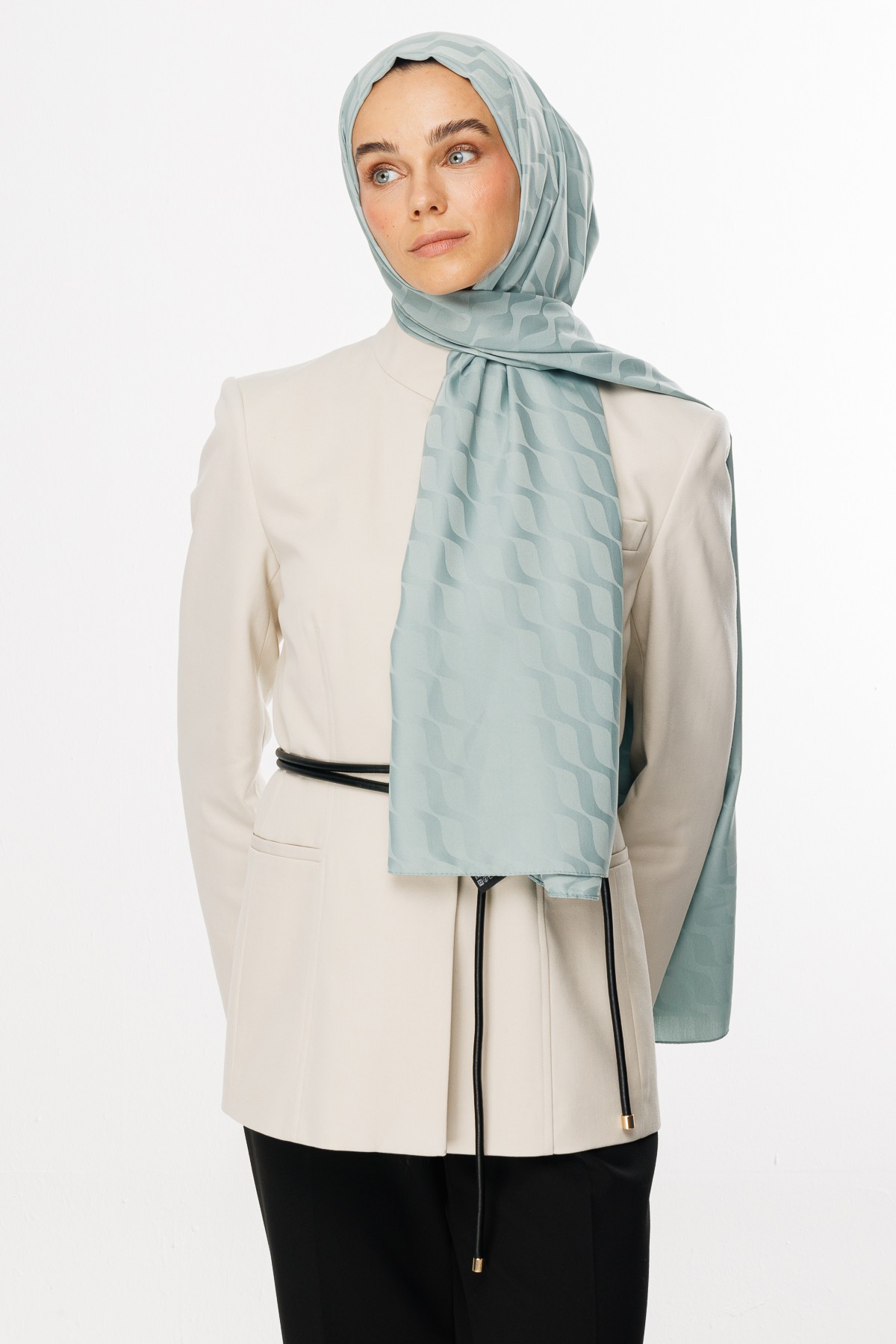 Wave Pattern Silky Jacquard Shawl - Cağla