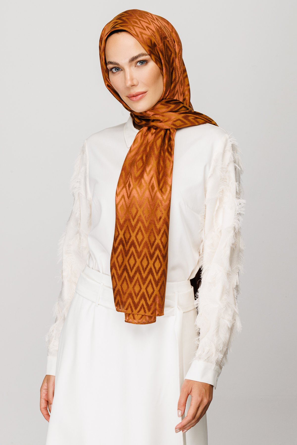 Karo Pattern Shiny Jacquard Shawl - Copper