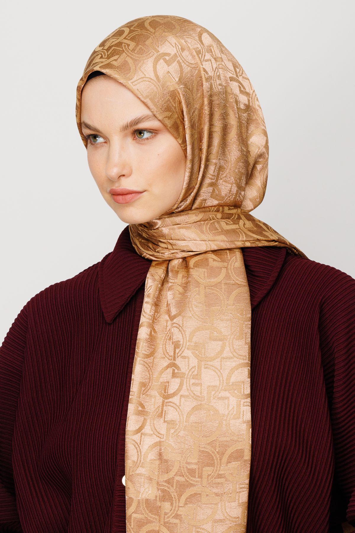 Longar Pattern Shiny Jacquard Shawl - Biscuit