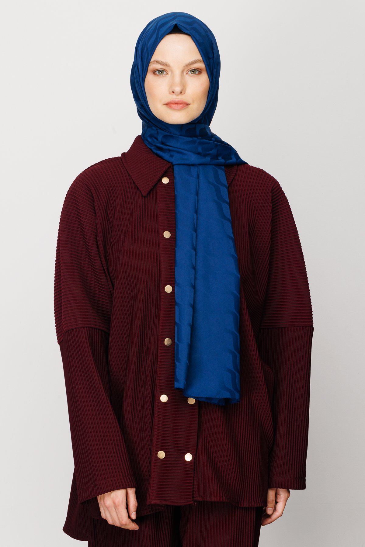 Wave Pattern Silky Jacquard Hijab