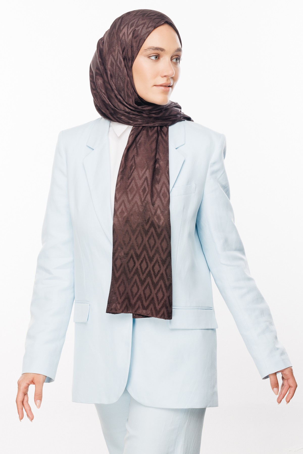 Karo Pattern Shiny Jacquard Shawl - Bitter Coffee
