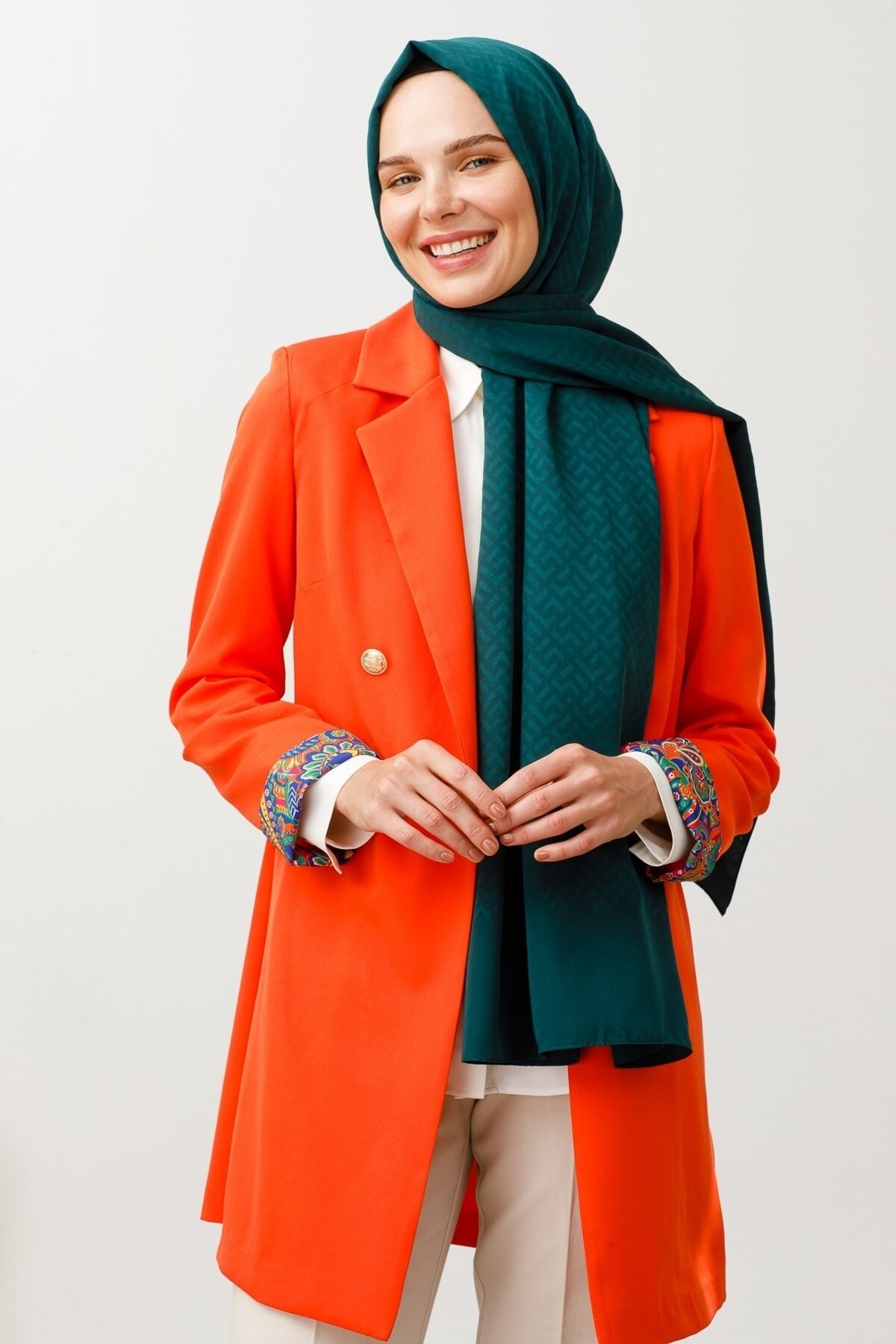 Gemustertes Seidig Jacquard Hijab