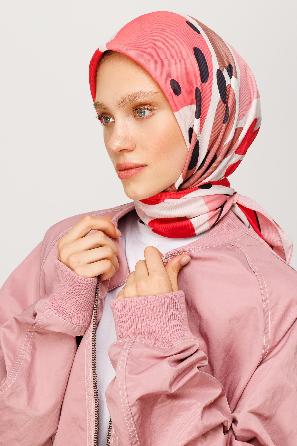 Bloom Pattern Digital Soft Scarf - Powder