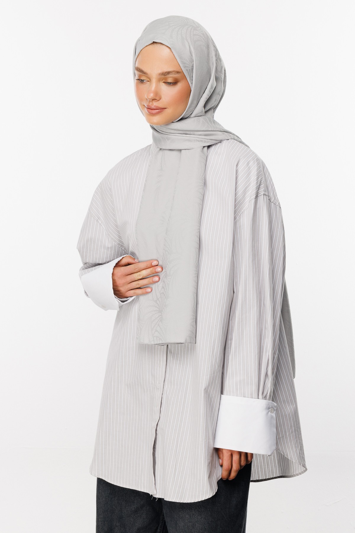 Artemis Pattern Silk Jacquard Shawl - Silver