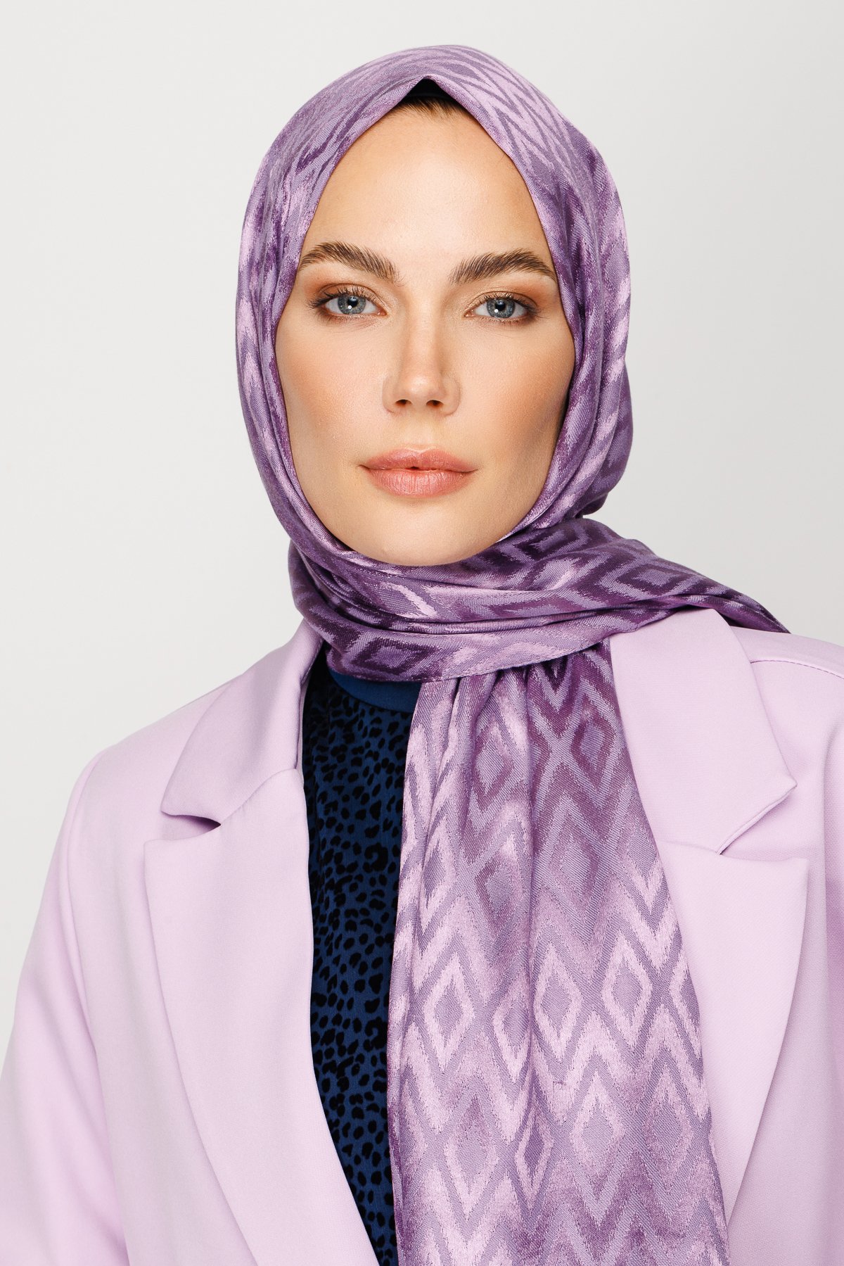 Karo Pattern Shiny Jacquard Shawl - Lavender