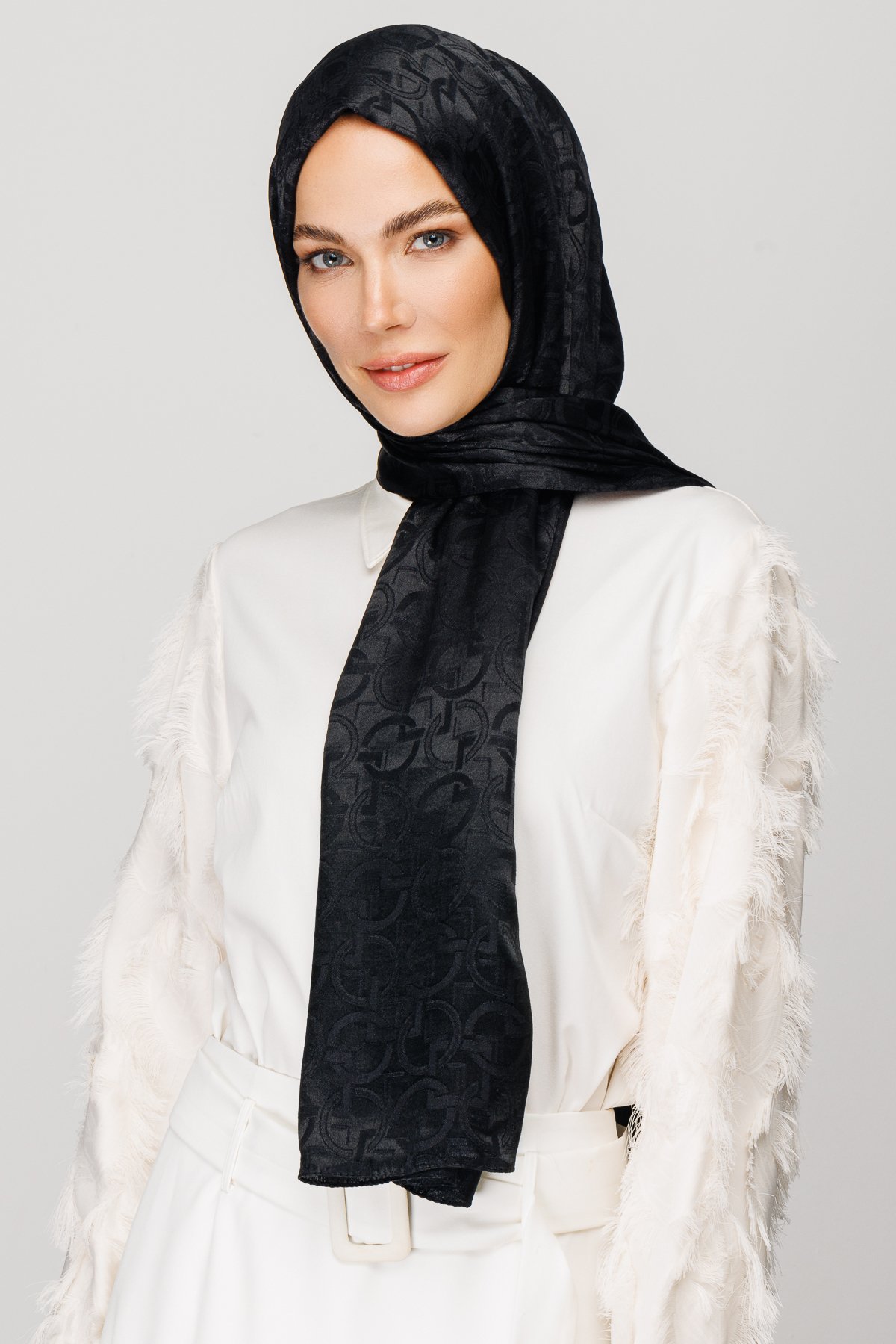 Longar Pattern Shiny Jacquard Shawl - Black