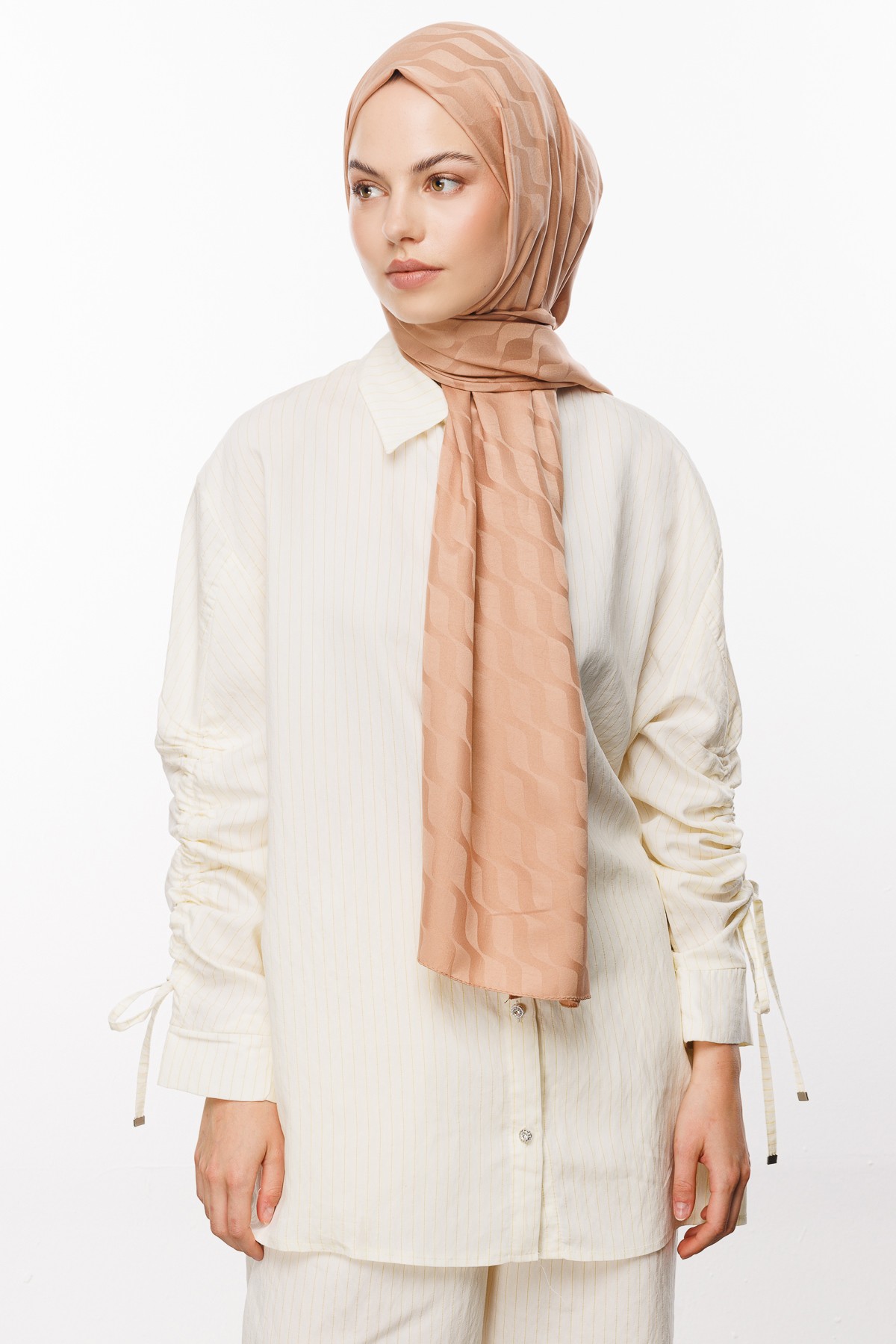 Wave Pattern Silky Jacquard Hijab