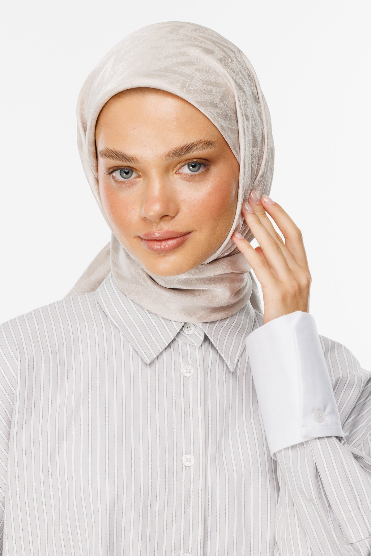 Nova Pattern Luxury Jacquard Scarf - Stone Color