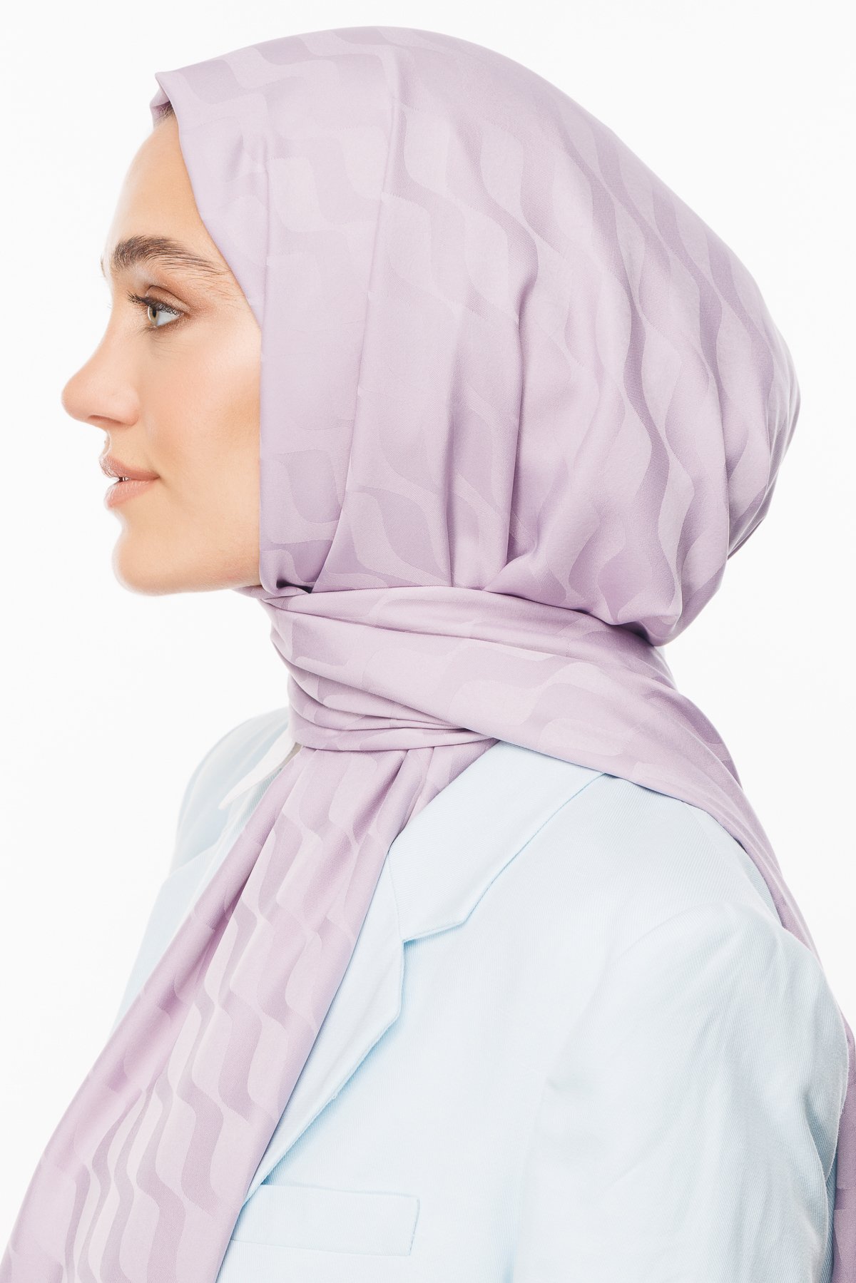 Wave Pattern Silky Jacquard Hijab