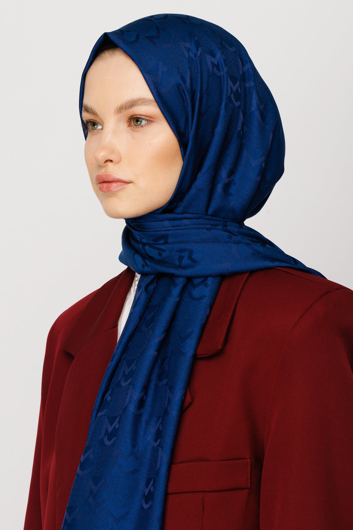 MC Pattern Jacquard Shawl - Navyblue