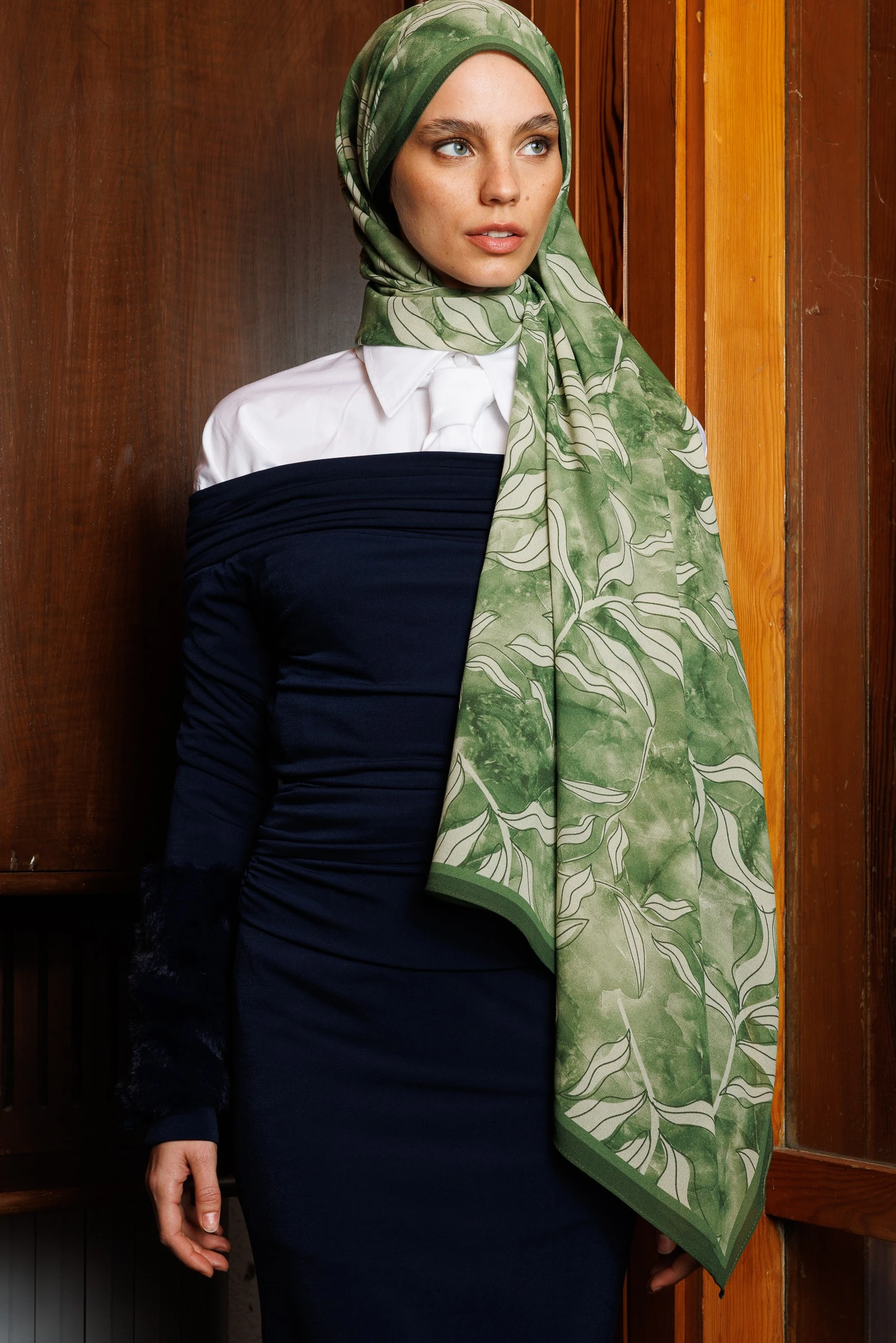 Frond Pattern Hebei Silk Shawl - Cagla Green