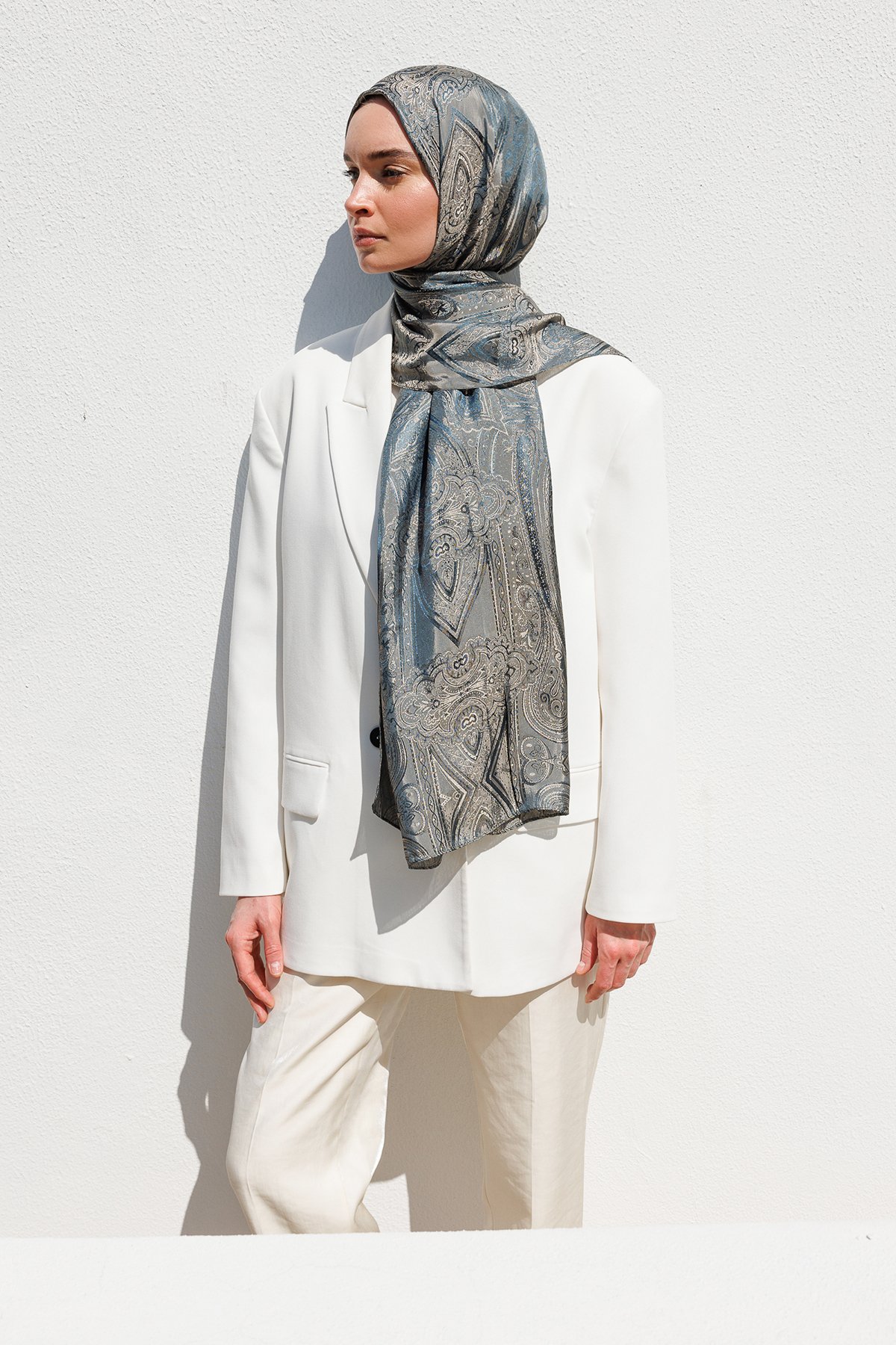 Liva Pattern Shine Line Shawl - Petrol Blue-Beige
