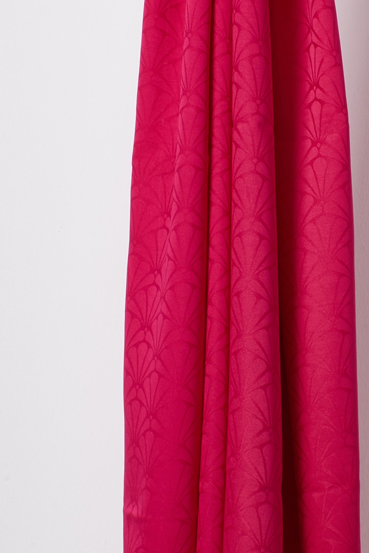 Lotus Pattern Silk Jacquard Shawl - Fuchsia