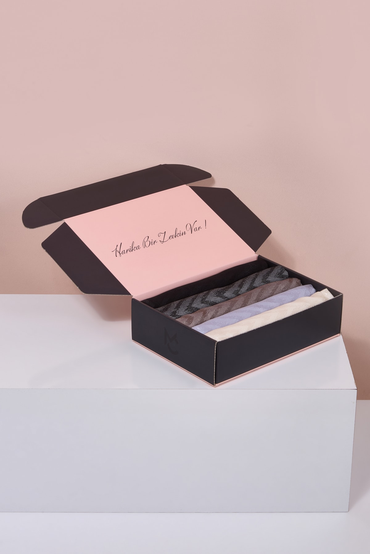 Parlak Jakar Şal - Zikzak Desen Color Box