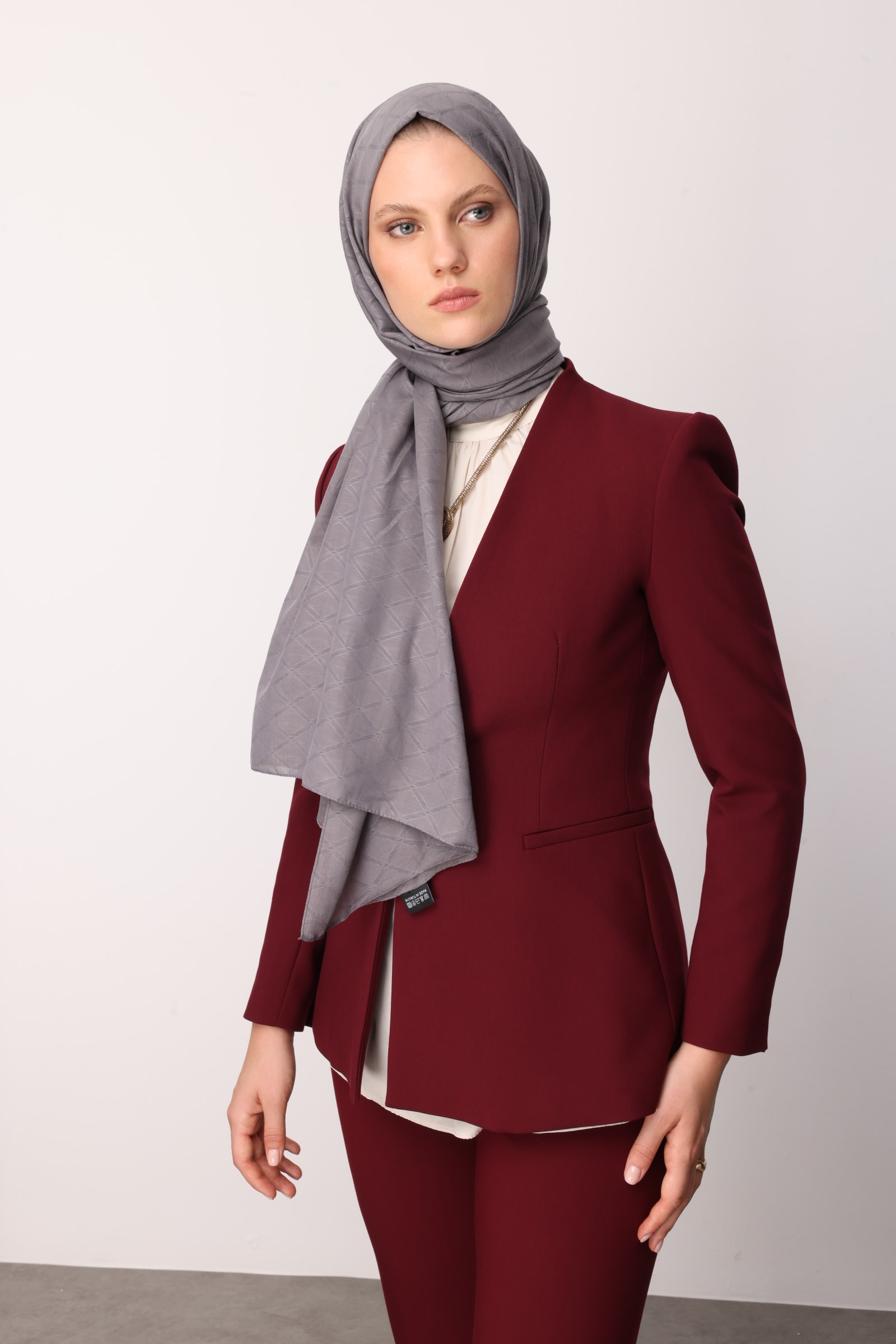 Bamboo Jacquard Shawl - Smoke