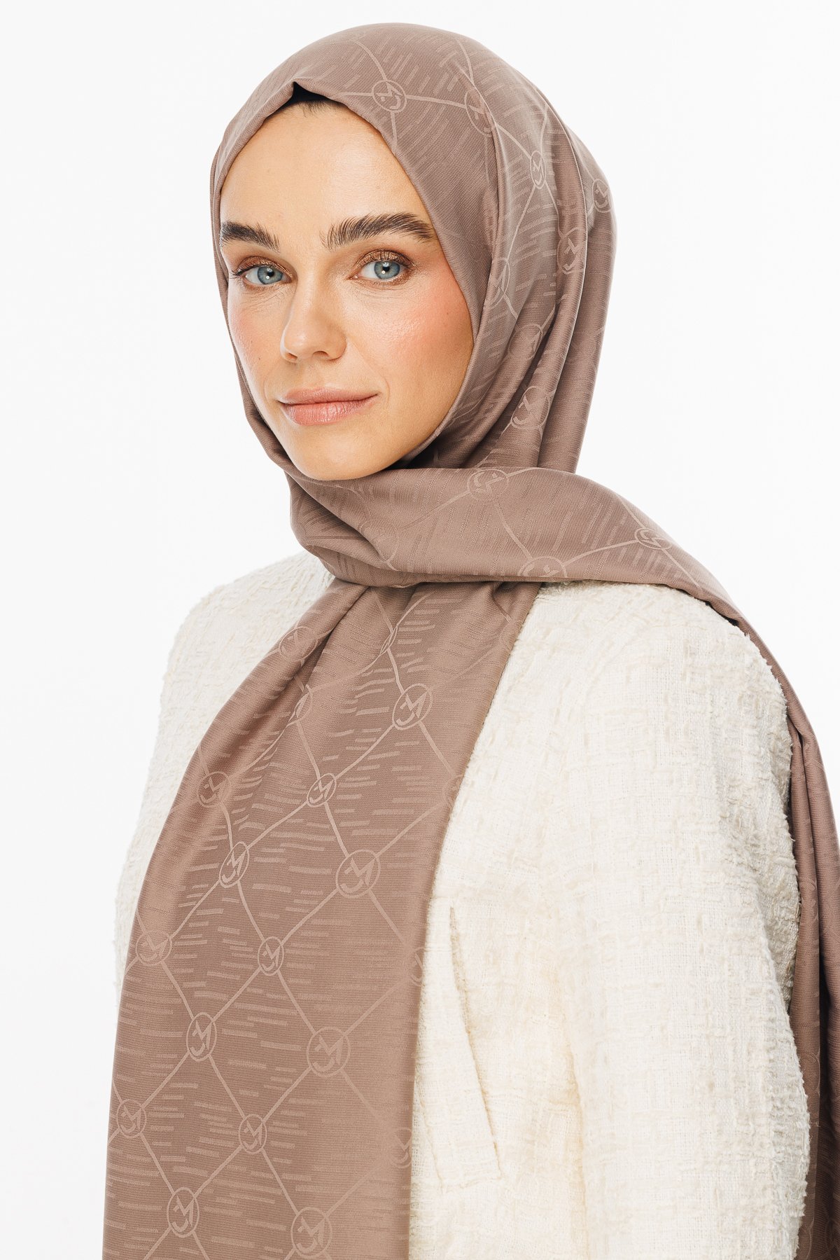 Moon Is Pattern Jacquard Hijab