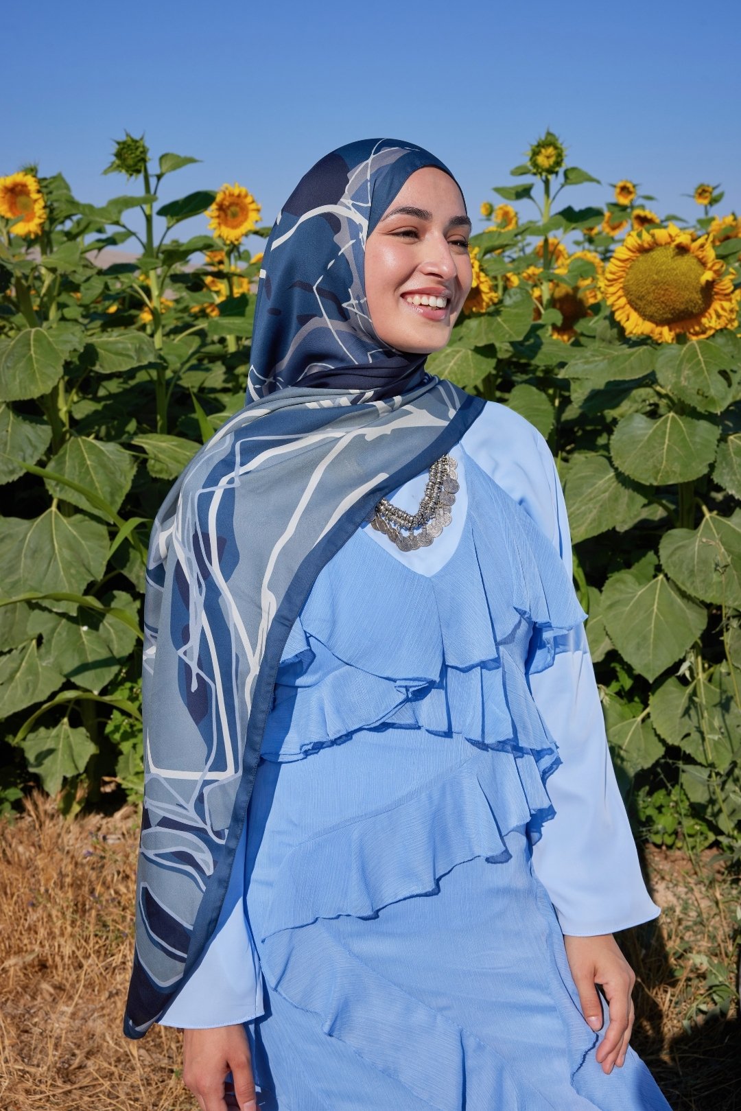 Turna Desen Sakura İpek Şal - Light Blue