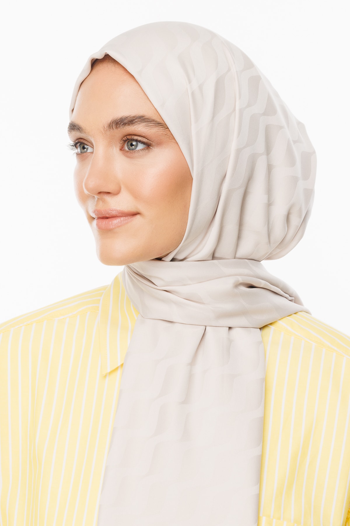 Wave-Pattern Silky Jacquard Shawl - Stone Color
