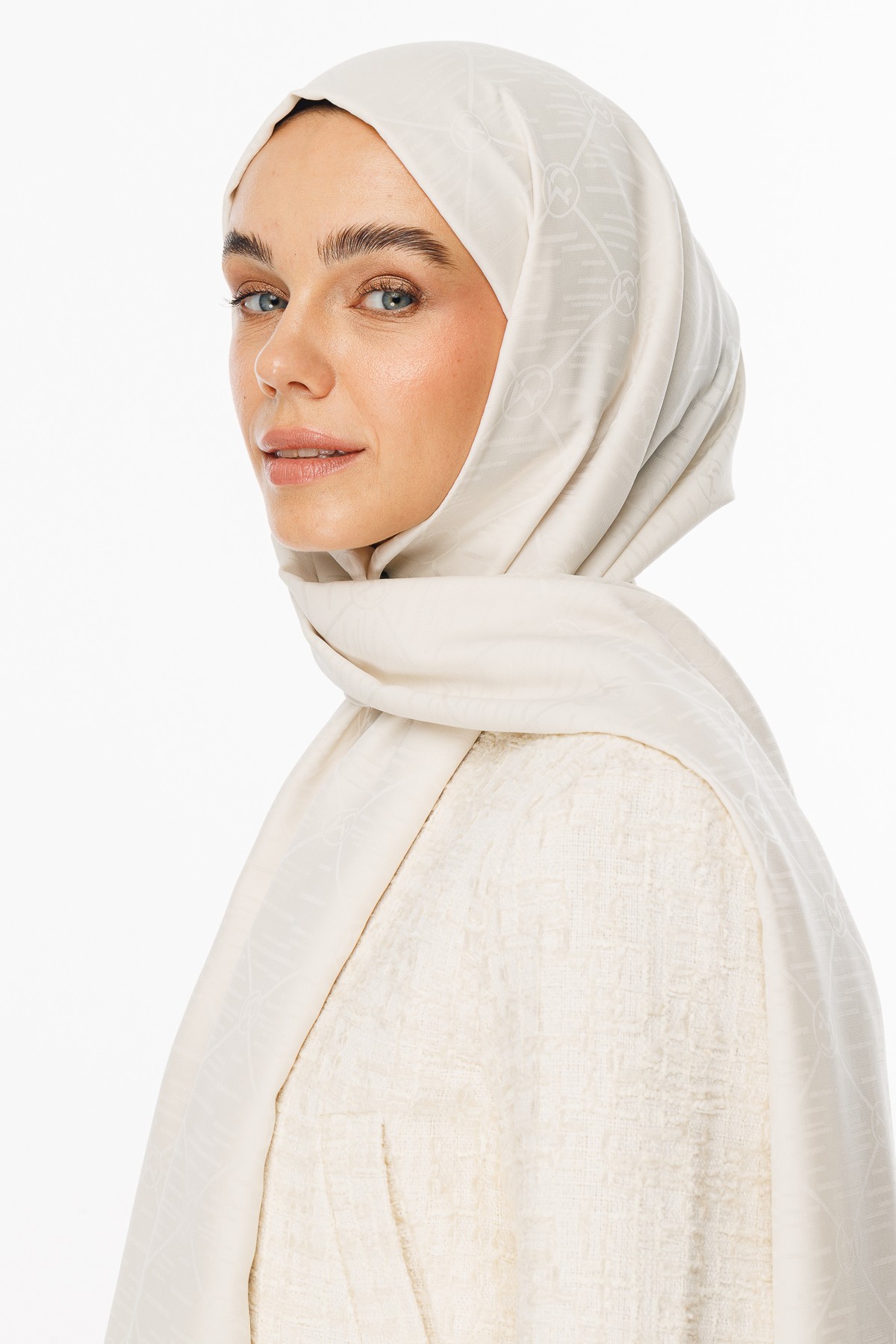 Moon Is Pattern Jacquard Shawl - Pearl