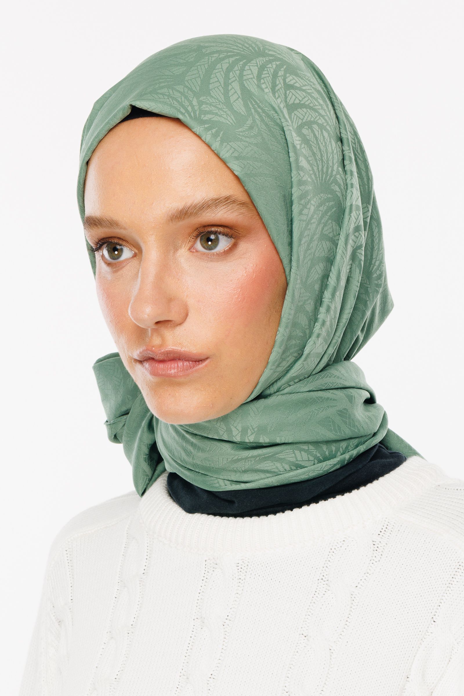 Artemis Pattern Silk Jacquard Shawl - Mold Green