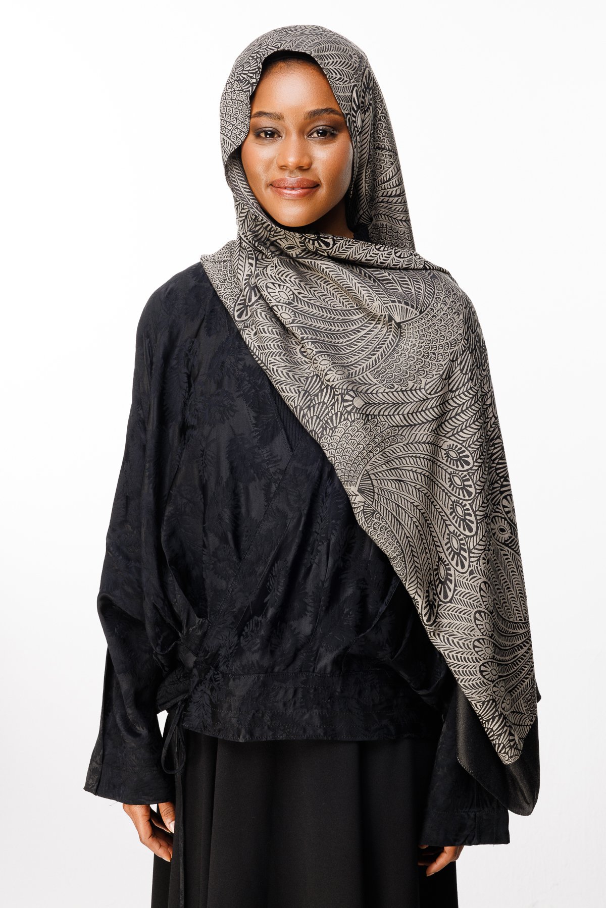 Mayra Pattern Double-Sided Shawl - Black-Beige