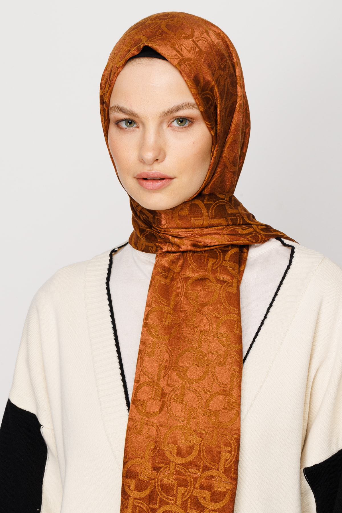 Longar Pattern Shiny Jacquard Shawl - Copper