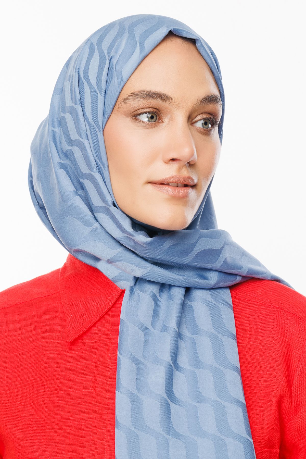 Wave Pattern Silky Jacquard Hijab