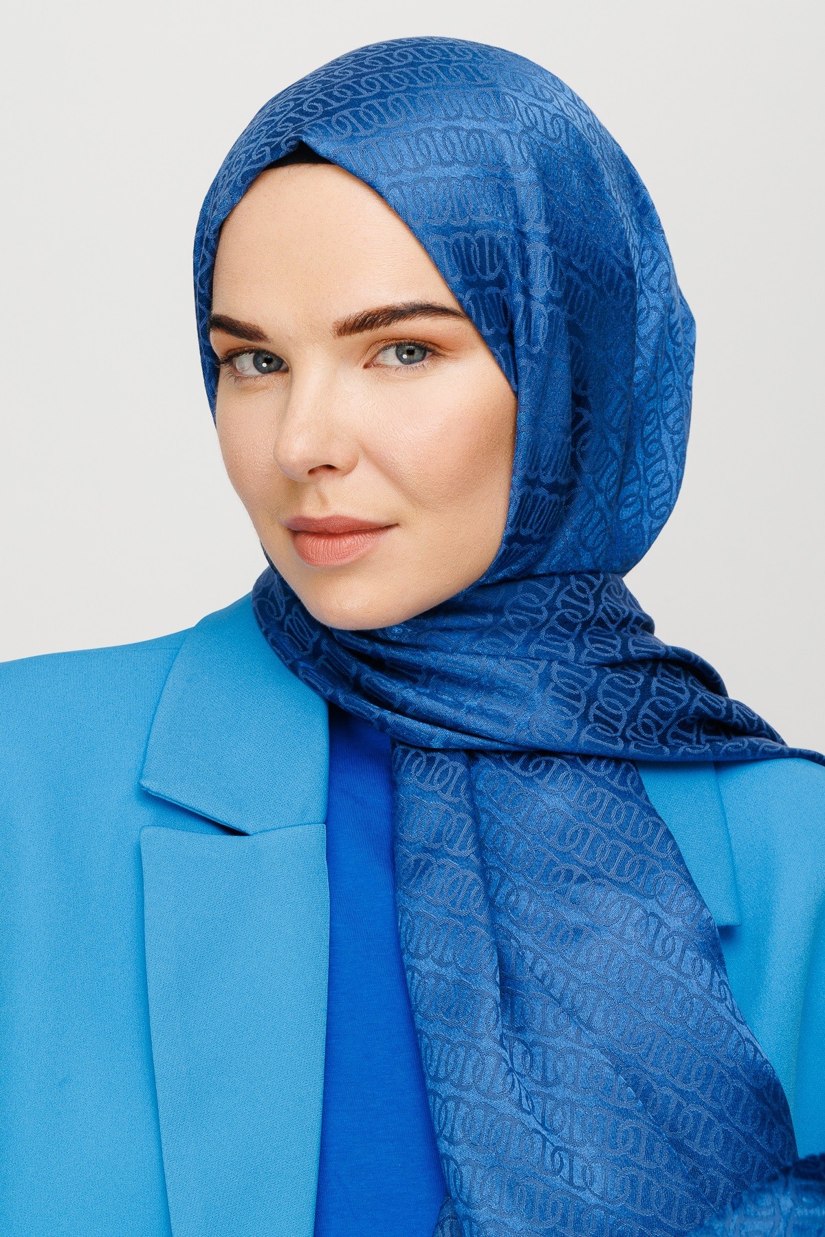 Gemustertes Glänzendes Jacquard Hijab