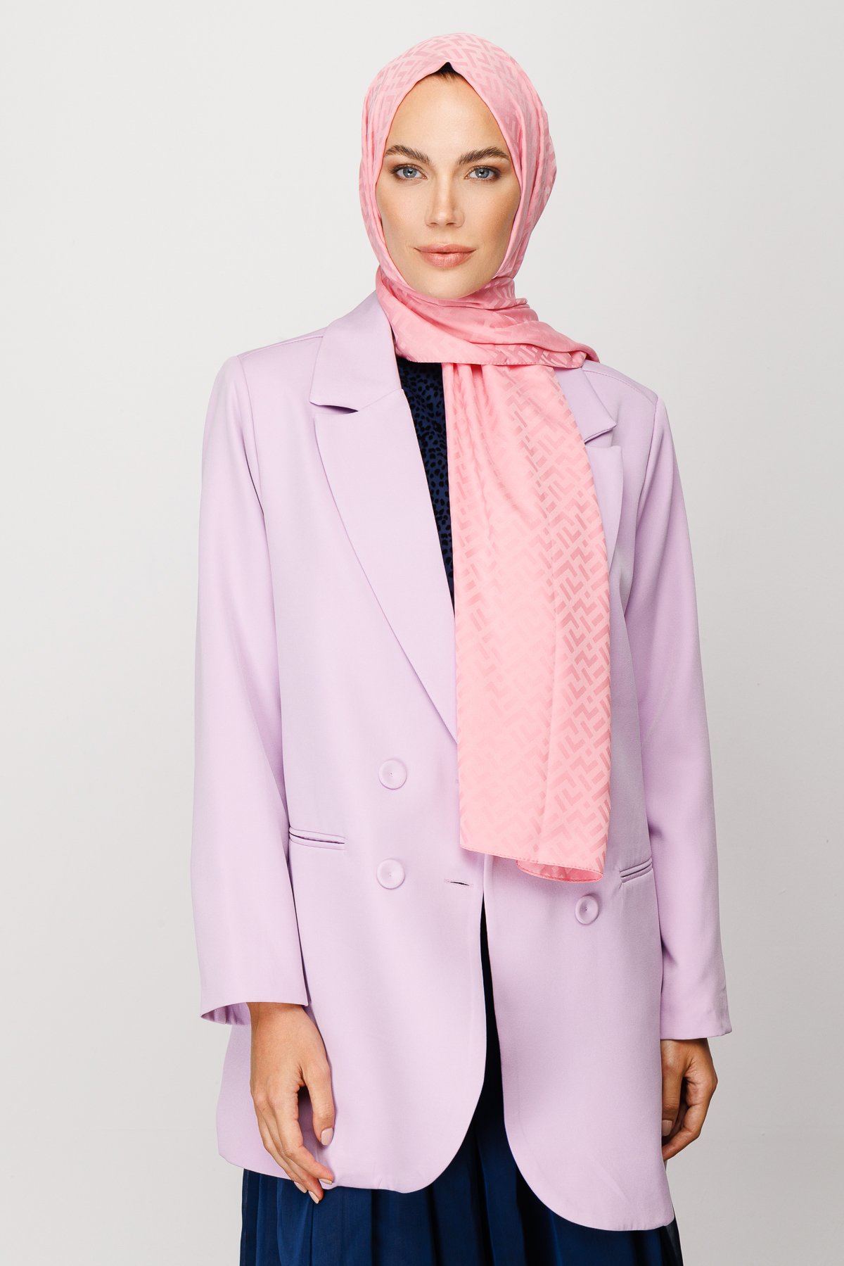 Gemustertes Seidig Jacquard Hijab