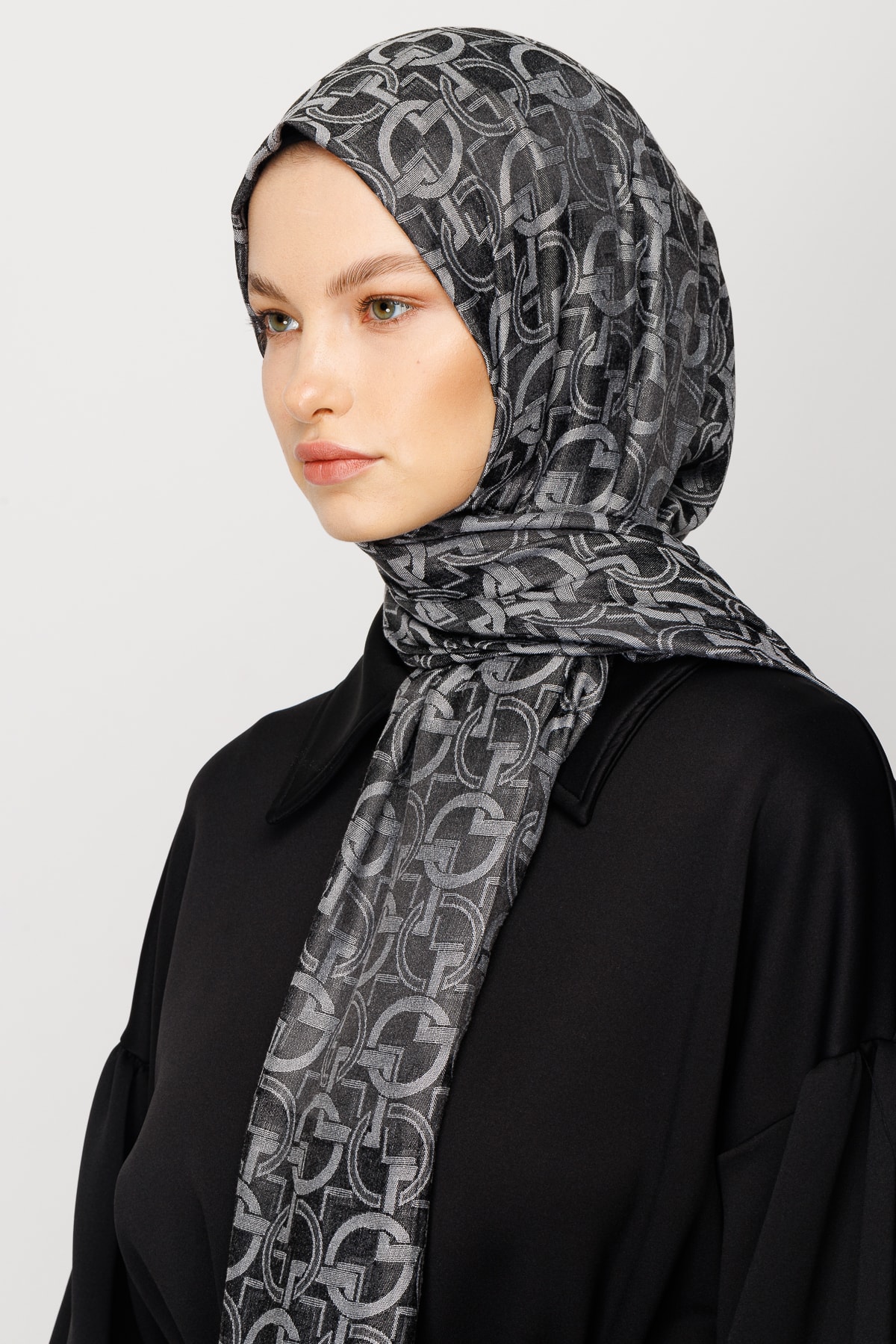 Longar Pattern Shiny Jacquard Shawl - Smoked