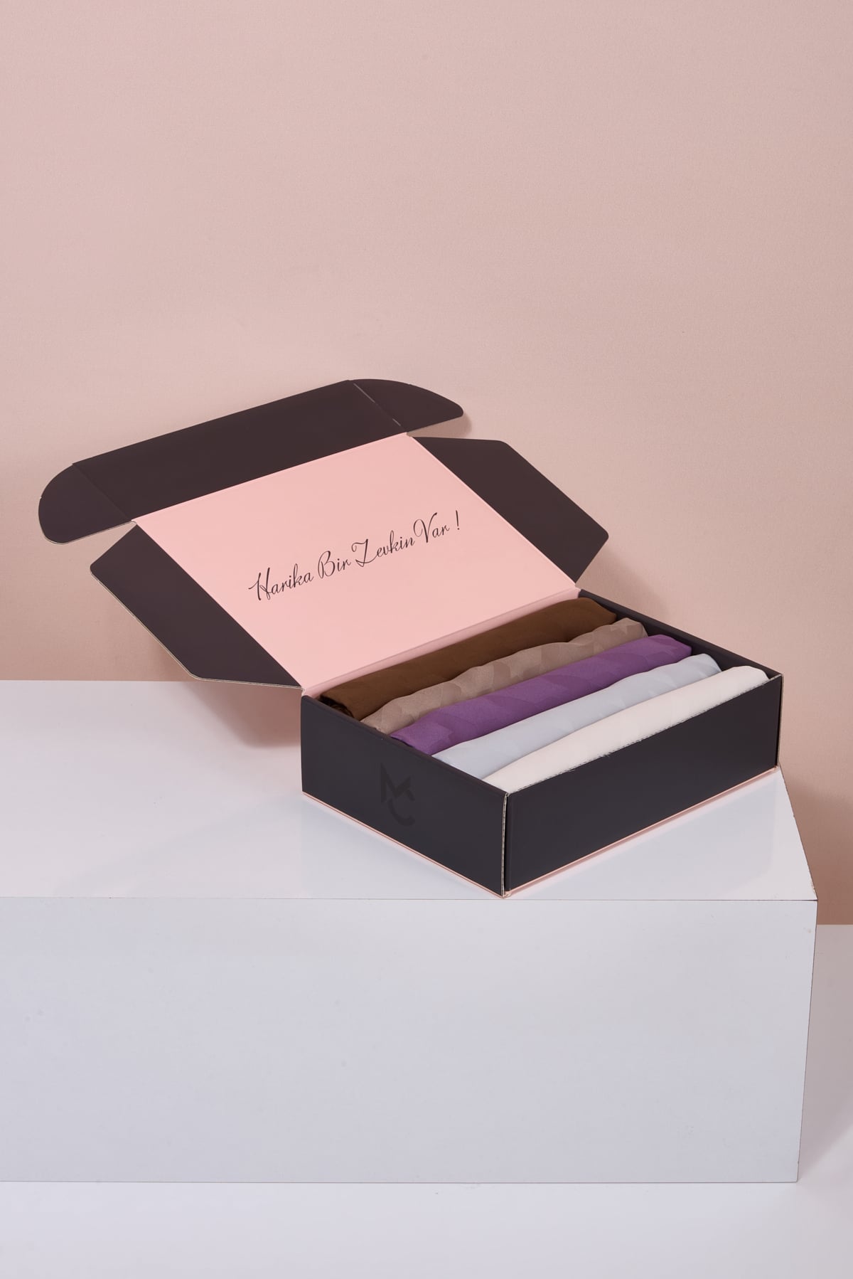 İpeksi Jakar Şal - Kazayağı Desen Color Box