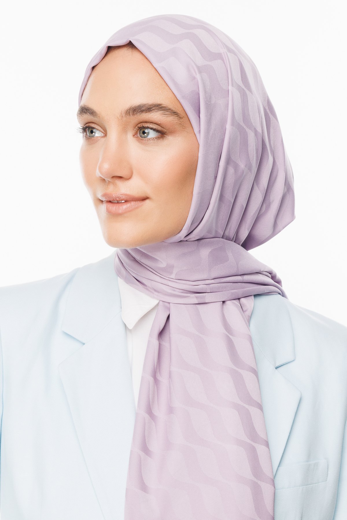 Wave Pattern Silky Jacquard Hijab