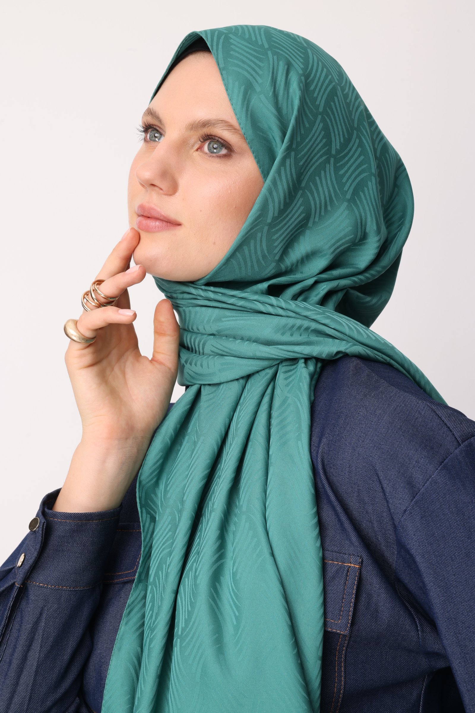 Aura Pattern Silk Jacquard Shawl - Mint Green
