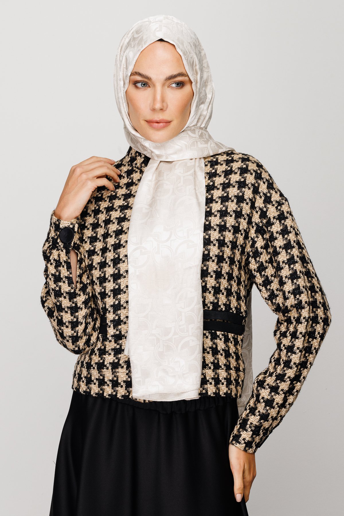 Gemustertes Glänzendes Jacquard Hijab