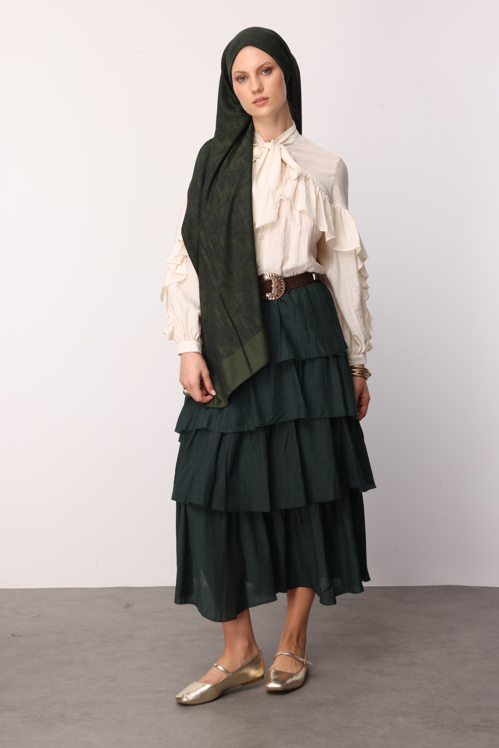 Sahra-Pattern Reversible Shawl - Black-Khaki