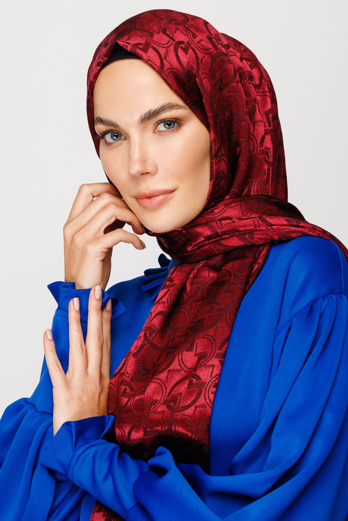 Longar Pattern Shiny Jacquard Hijab