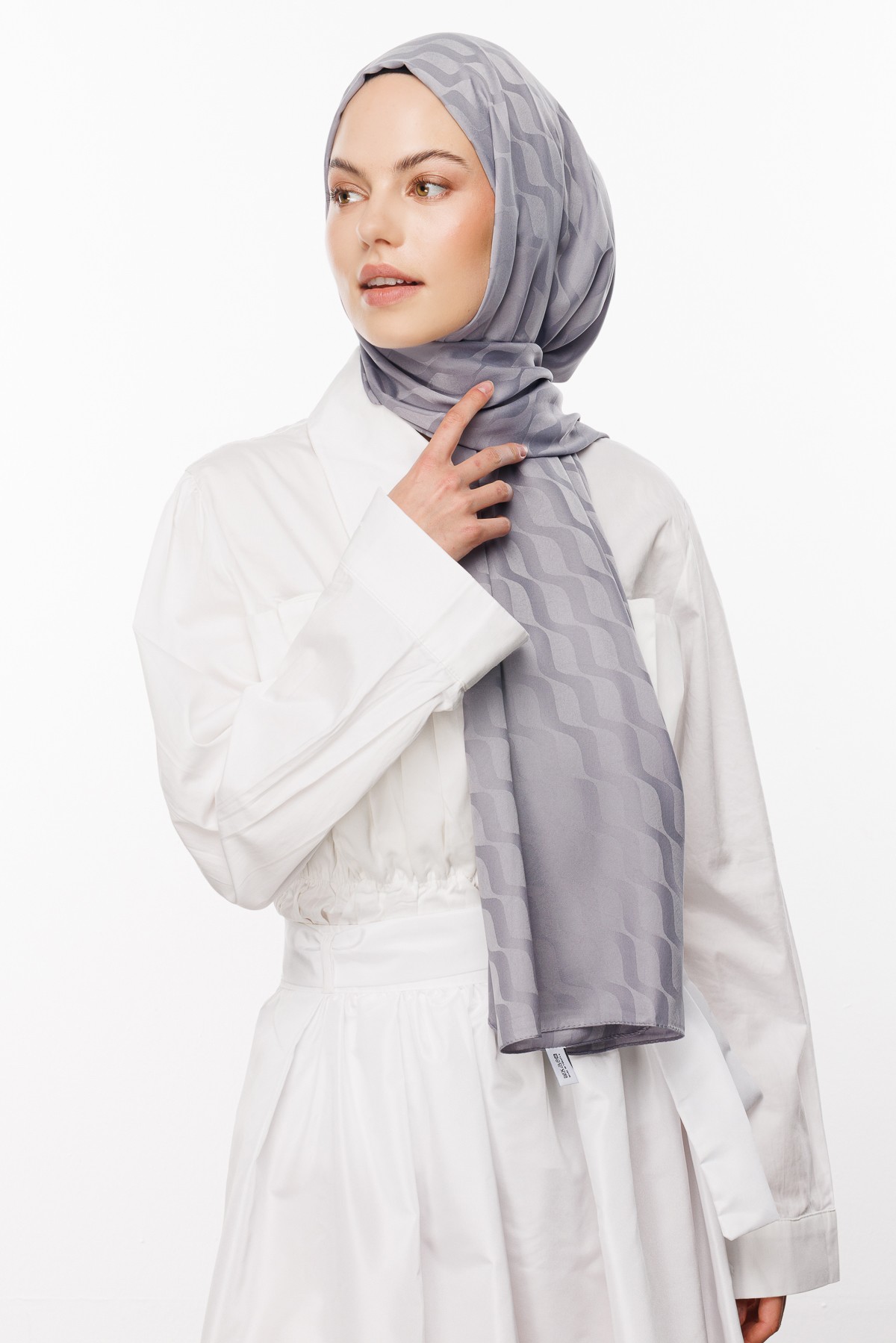 Wave Pattern Silky Jacquard Hijab