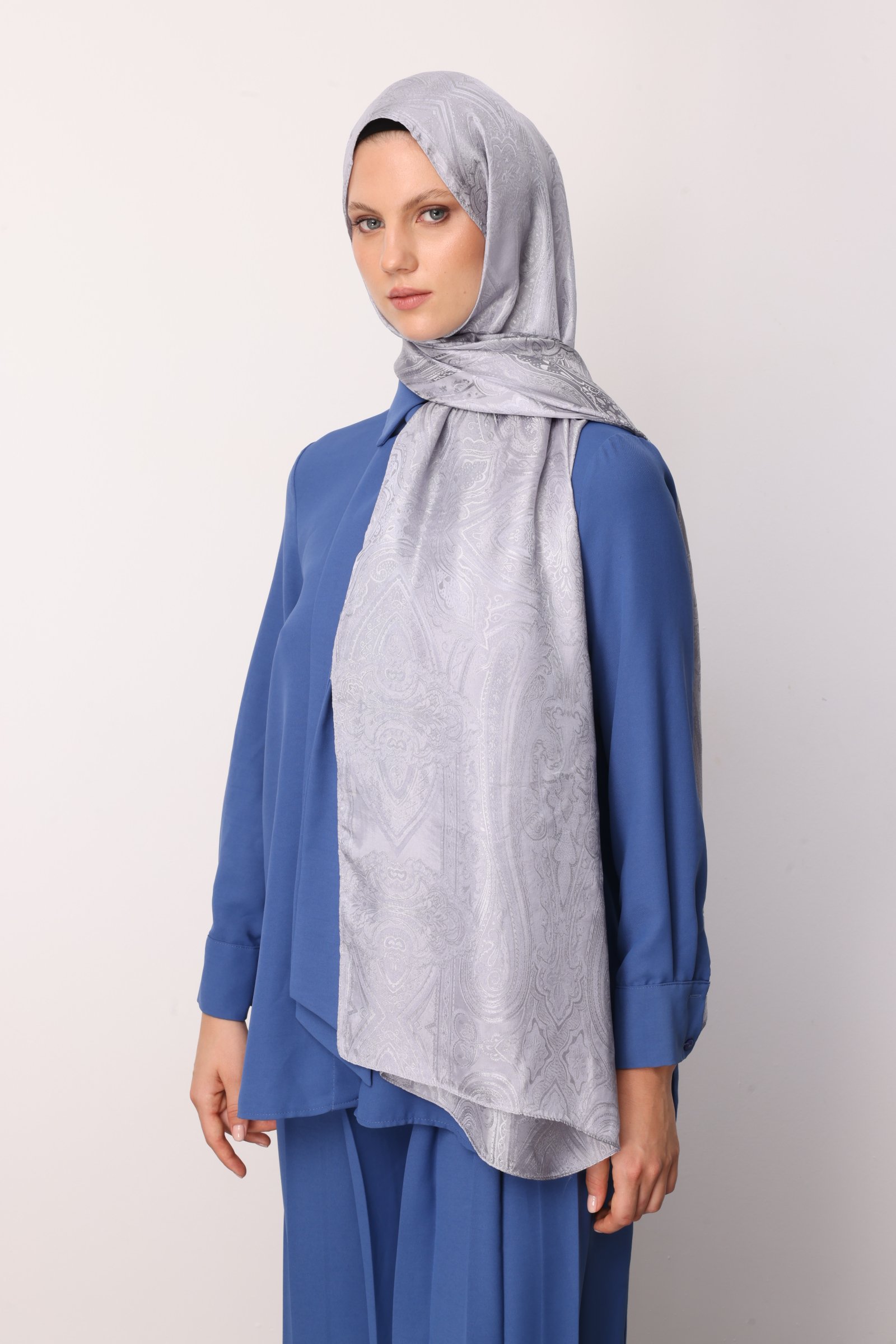 Liva Pattern Shine Line Shawl - Gray-Gray