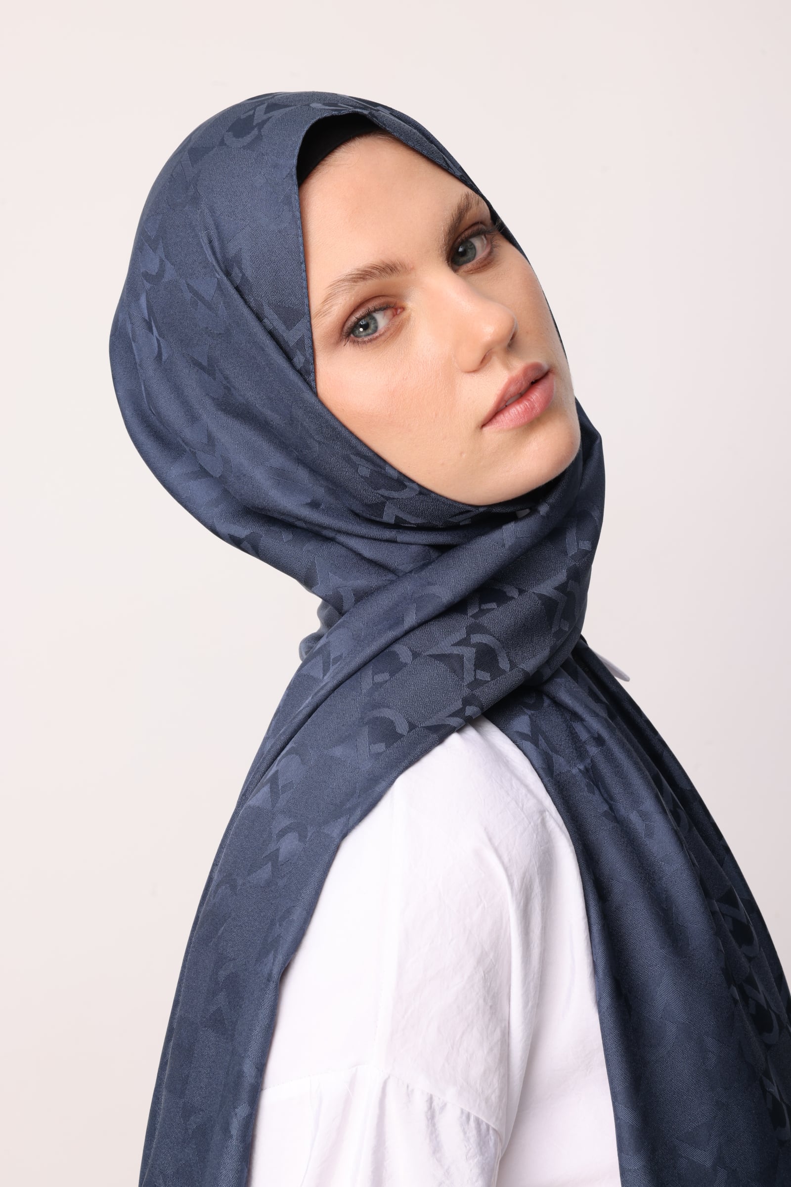 MC Pattern Jacquard Shawl - Midnight Blue