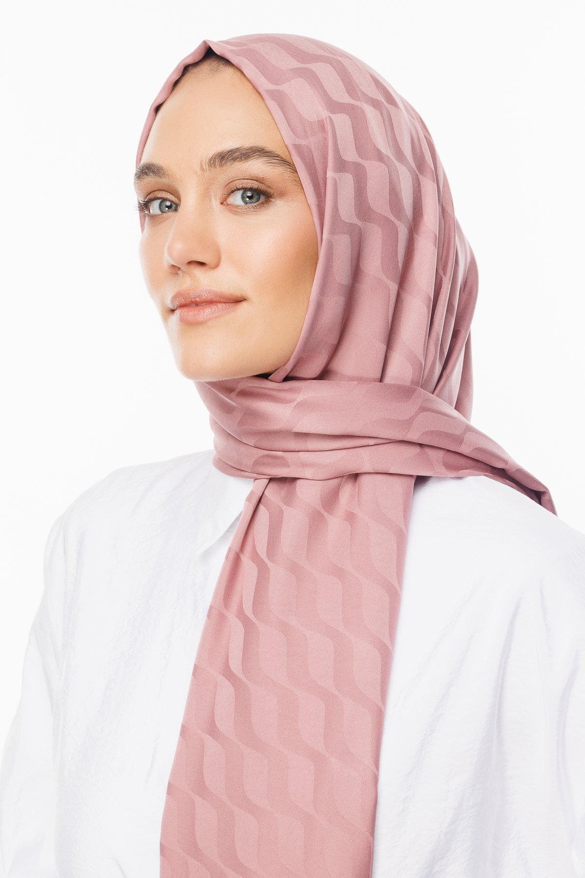 Wave Pattern Silky Jacquard Hijab