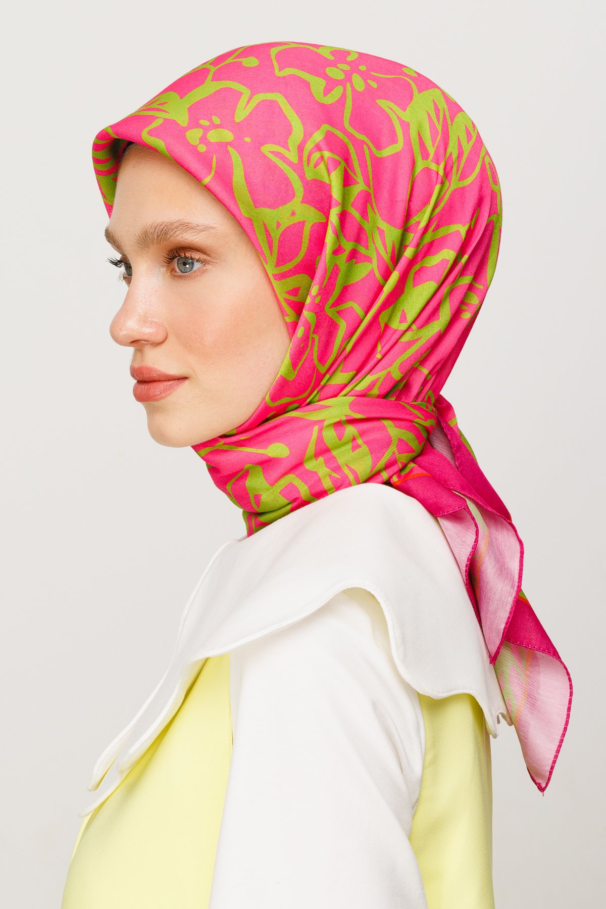 Floral Desen Dijital Soft Eşarp - Fuşya