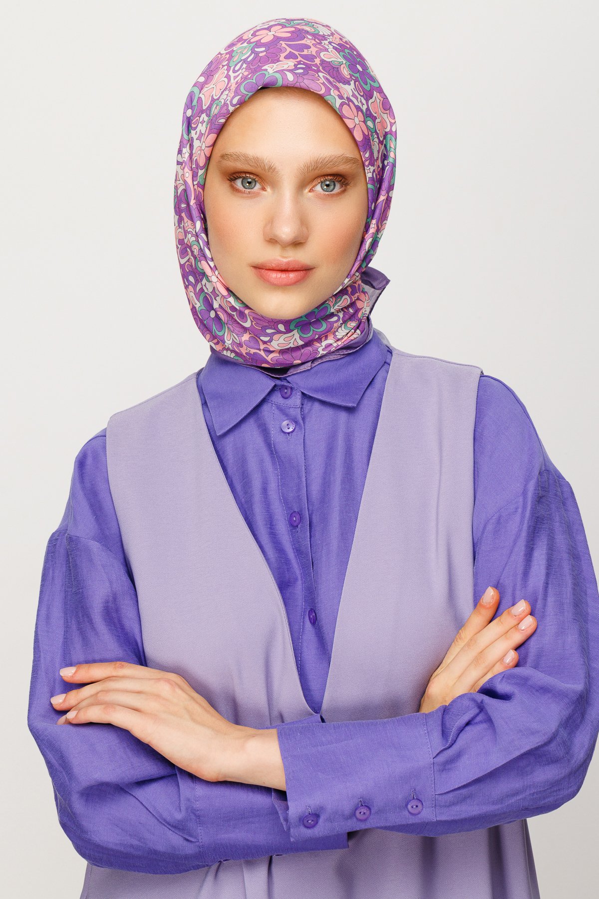 Daisy Pattern Digital Soft Scarf - Lilac