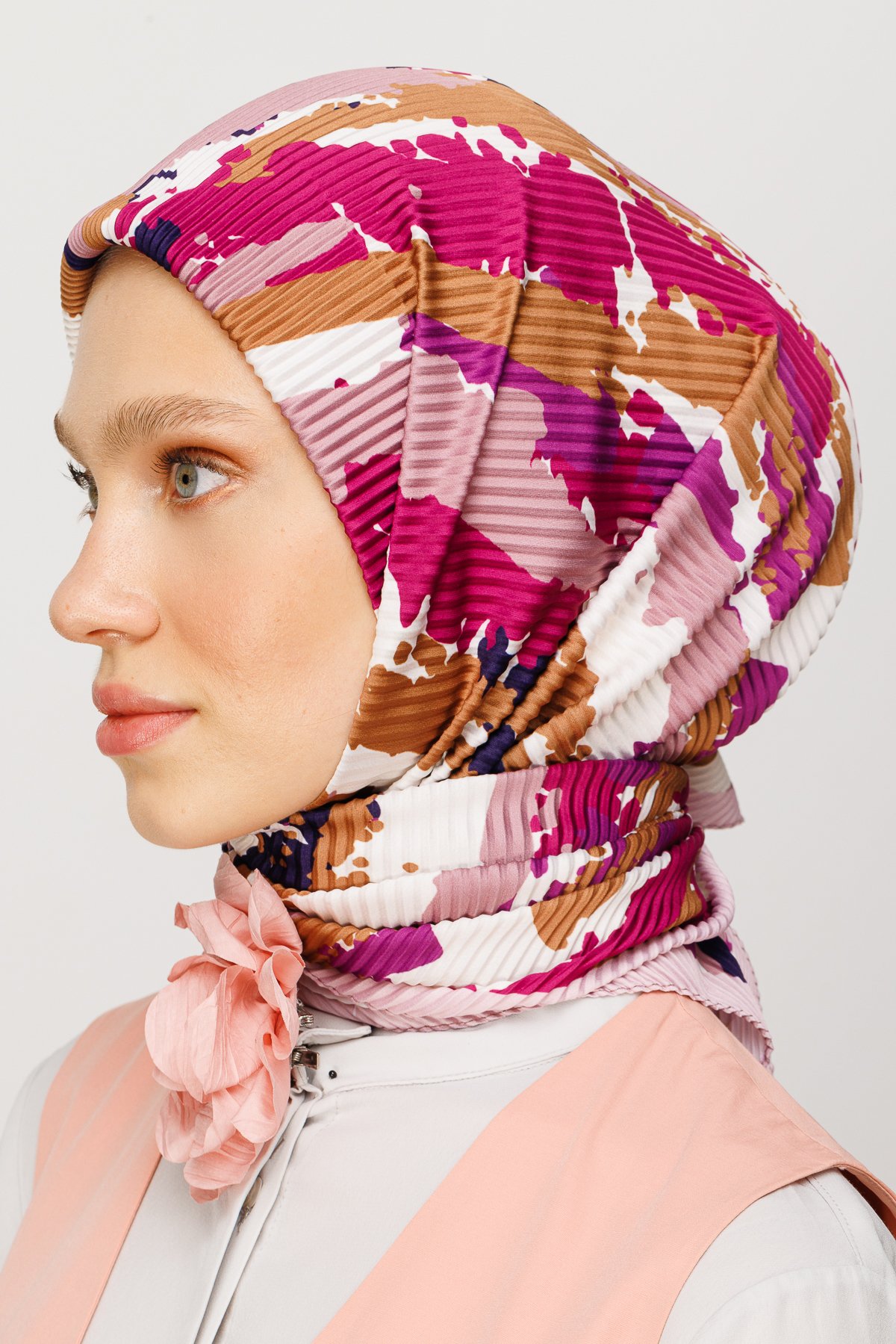 Batik Pattern Pleated Scarf - Soft Pink