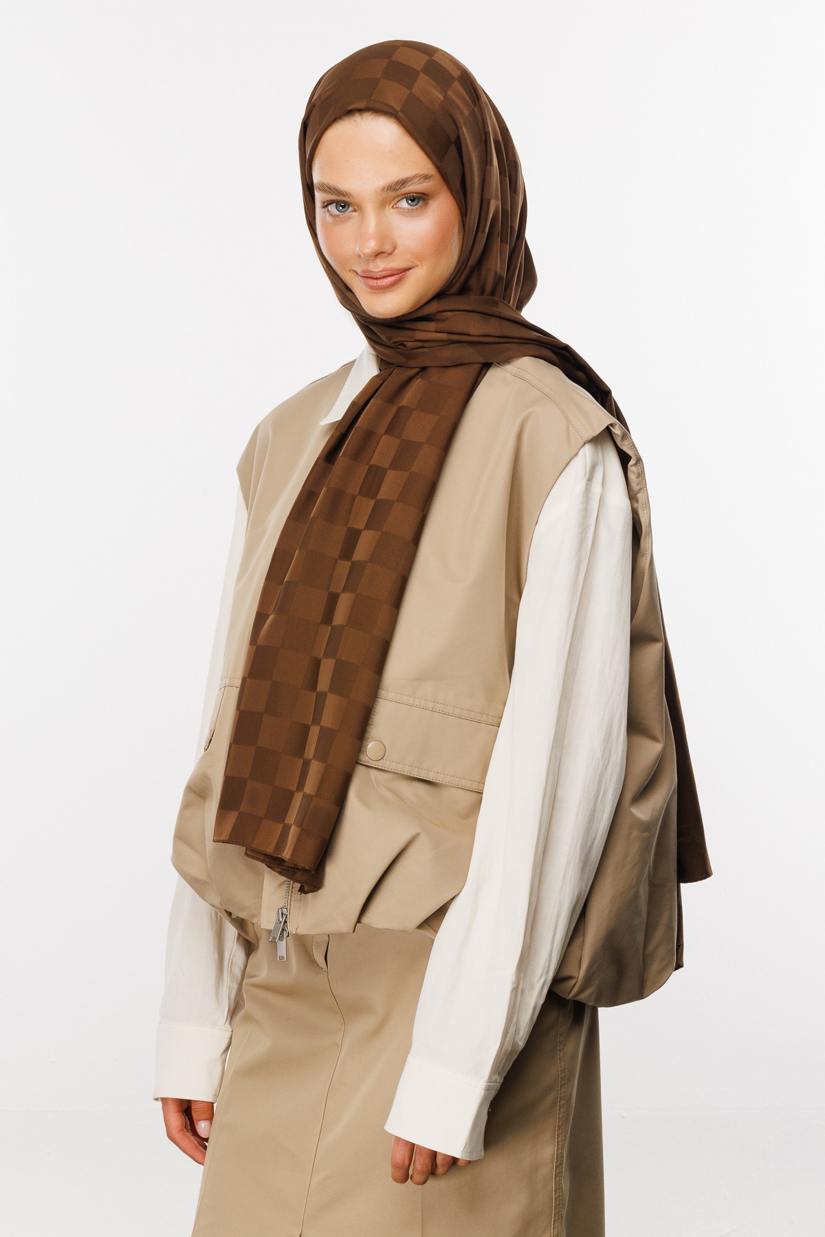 Checkers Pattern Silk Jacquard Shawl - Bitter