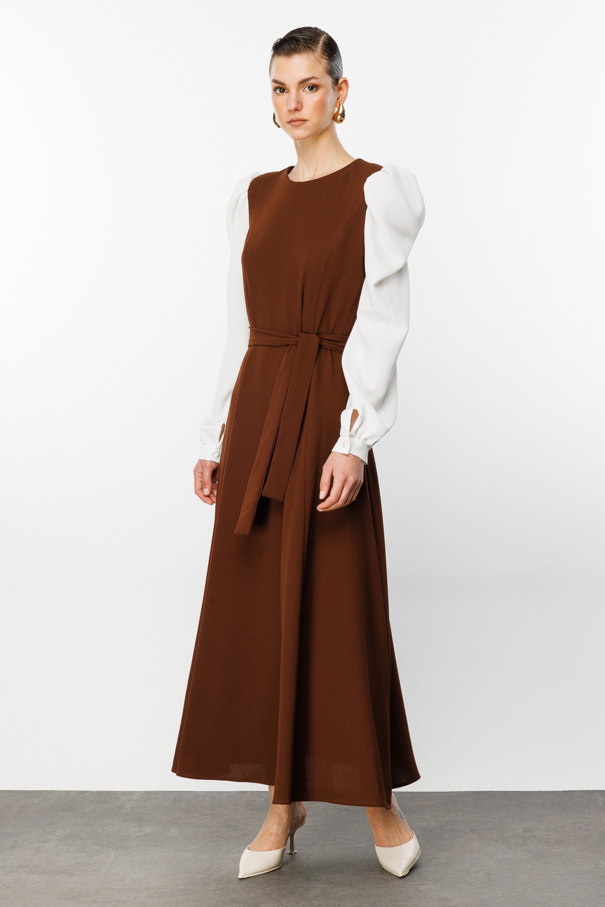 Shoulder Detailed Belted Dress