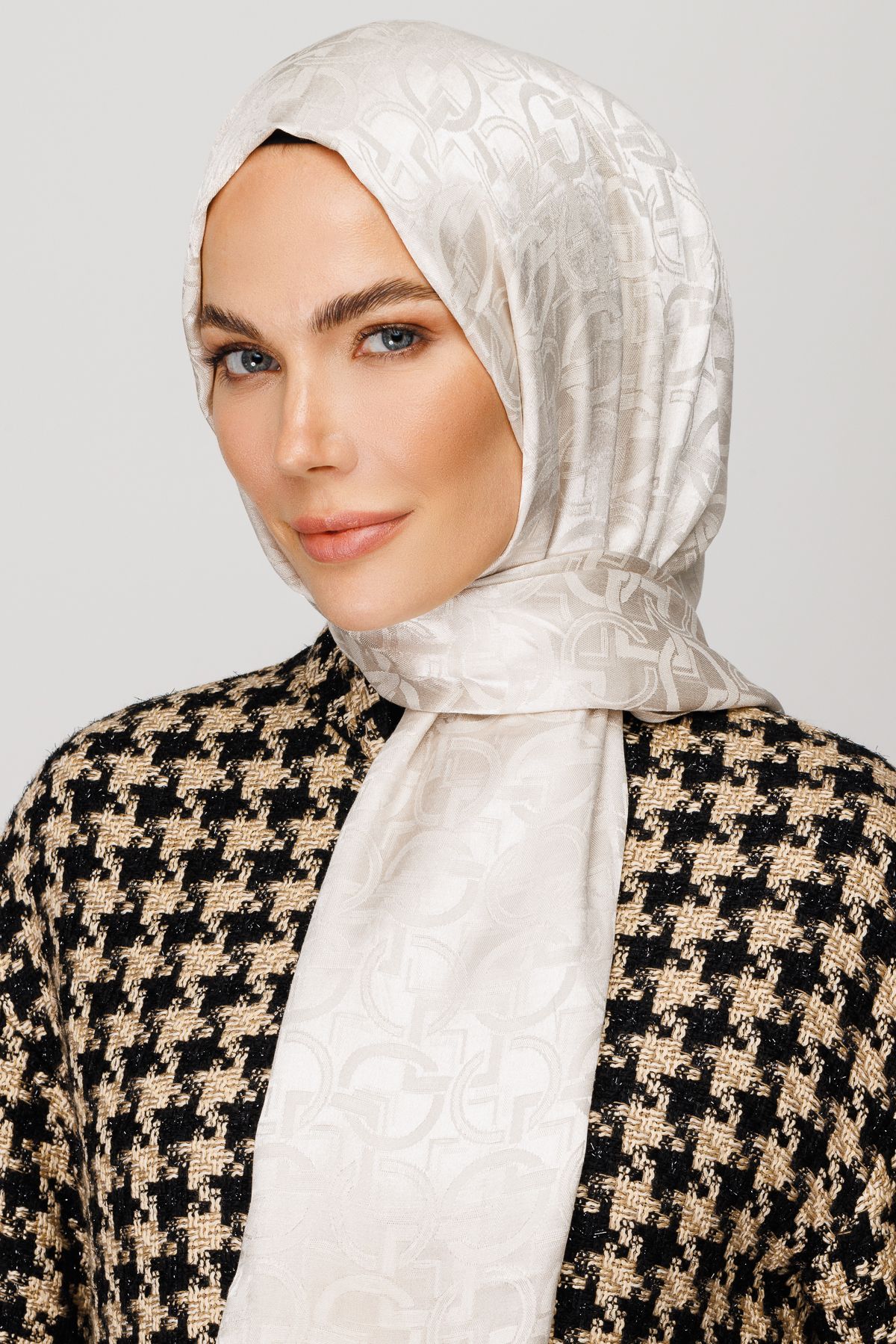 Longar Pattern Shiny Jacquard Shawl - Stone Color